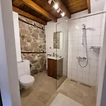 Walnut 1 Villa