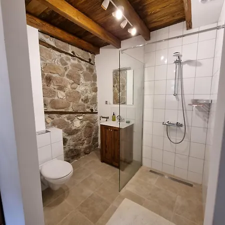 Walnut 1 Villa